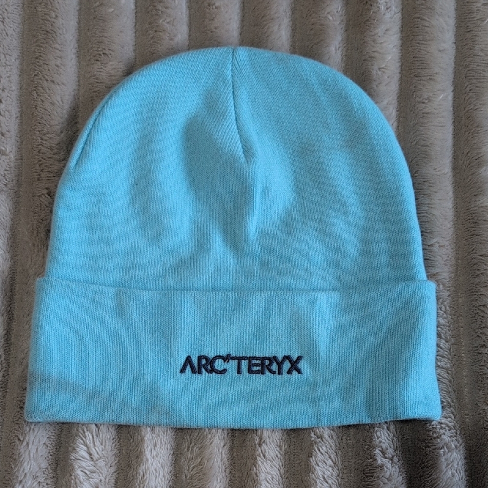 Arc'teryx Light Blue Knit Hat
